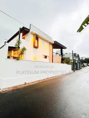 Brand New Villa/ House With Pool For Sale in Malabe Kahanthota