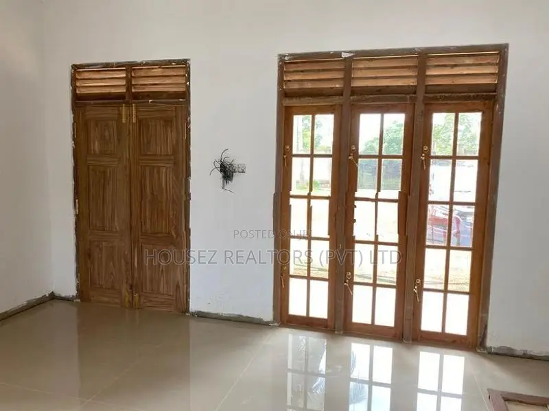 House with 2-Acre Orchid Cultivation Property for Sale – Horana