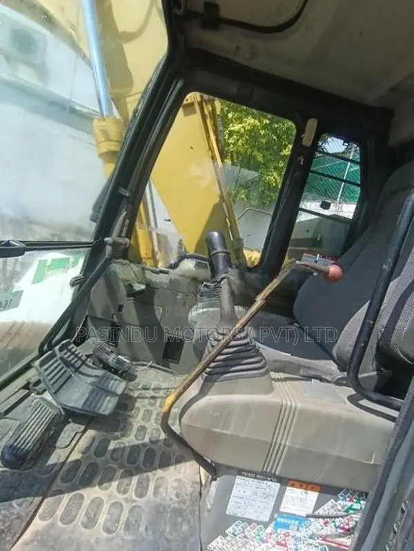 Komatsu Pc 120 Excavator