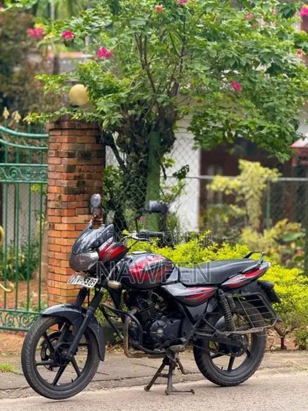 Bajaj Discover 150 2010