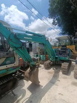 Komatsu PC 30-7 Excavator
