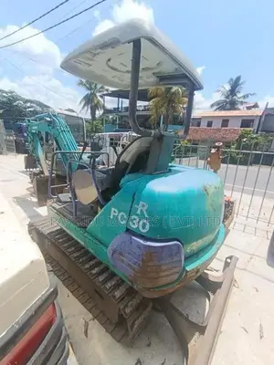Komatsu PC 30-7 Excavator
