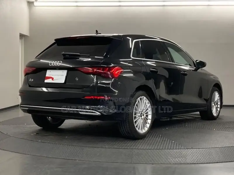 Audi A3 Sportback Advanced 2024