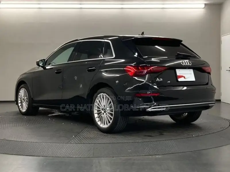 Audi A3 Sportback Advanced 2024