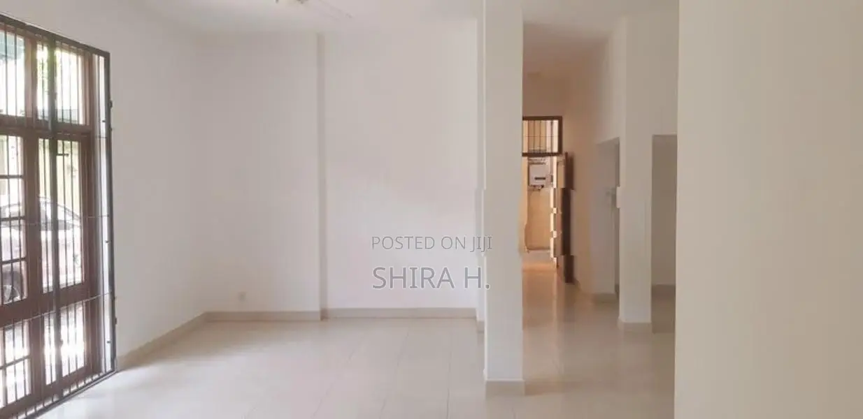 Kohuwela - 3 Bed Rooms Centrally Located House In Kohuwala