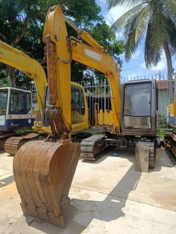 Sumitomo Excavator 2017