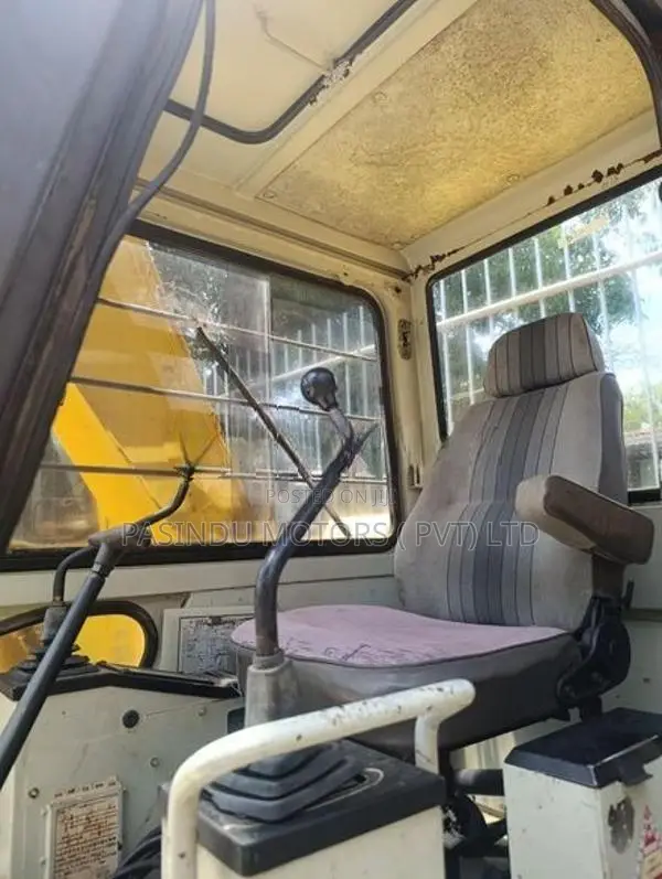 Sumitomo Excavator 2017