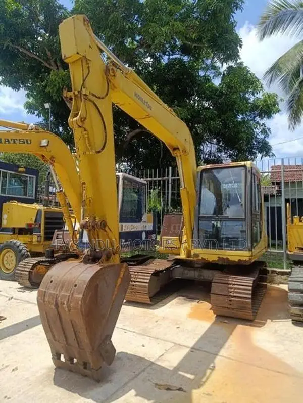 Komatsu PC 60-7 Excavator