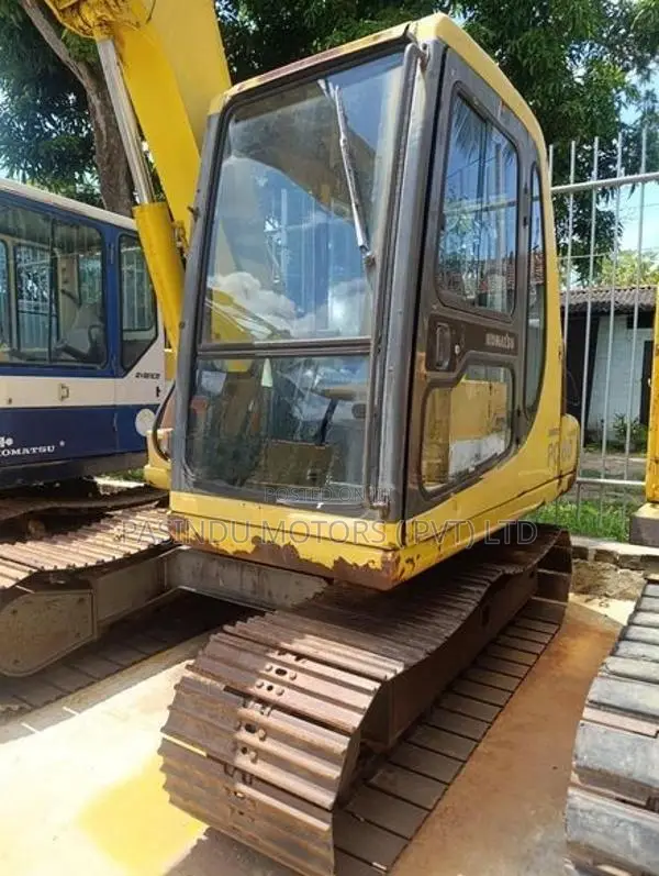 Komatsu PC 60-7 Excavator