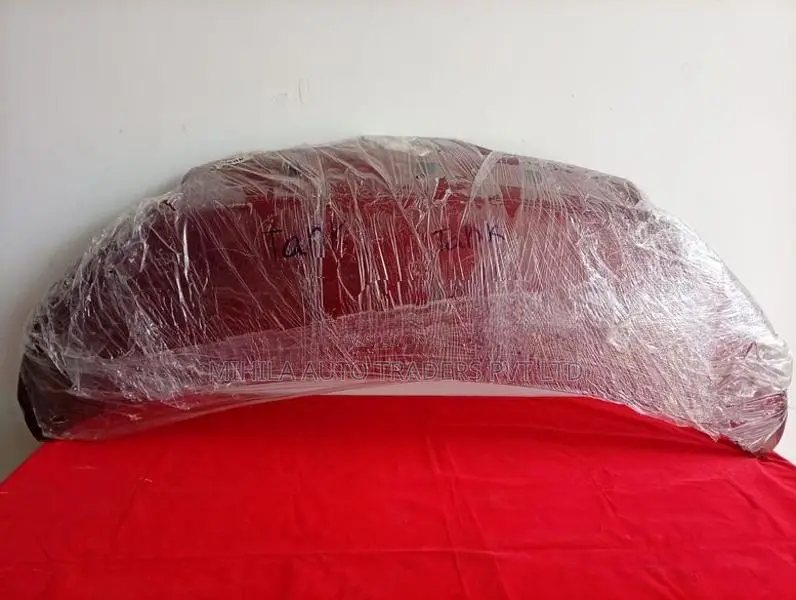 Toyota Roomy Tank Bonnet