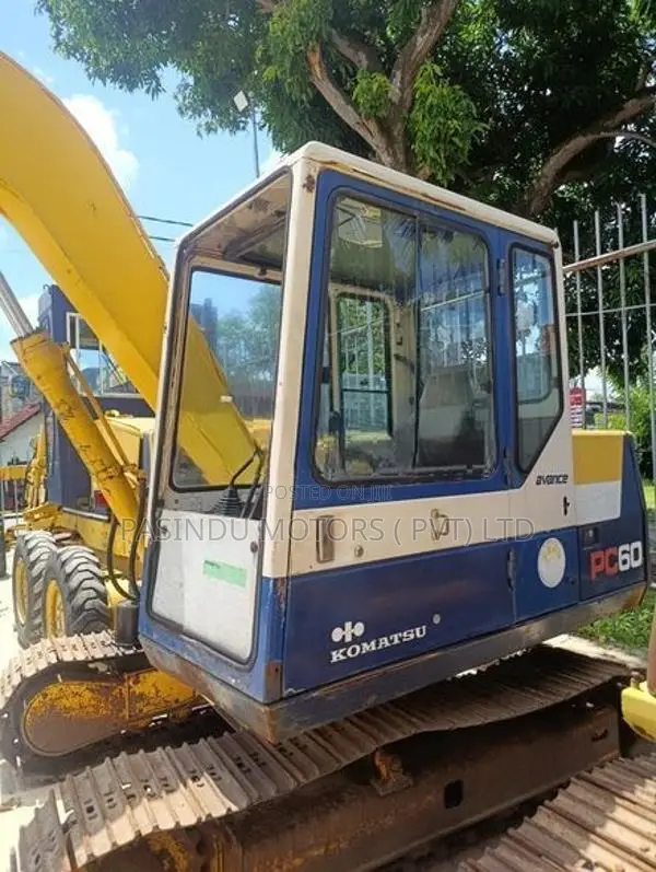 Komatsu Pc60-6 Excavator