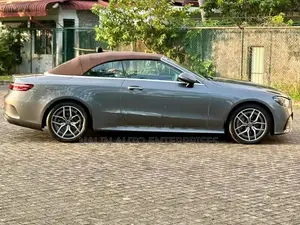 Mercedes Benz E200 Cabriolet 2023
