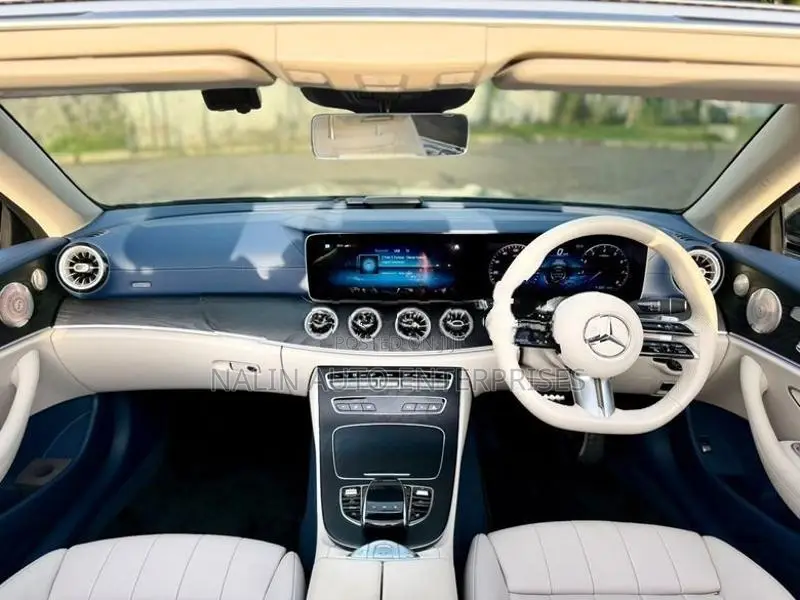 Mercedes Benz E200 Cabriolet 2023