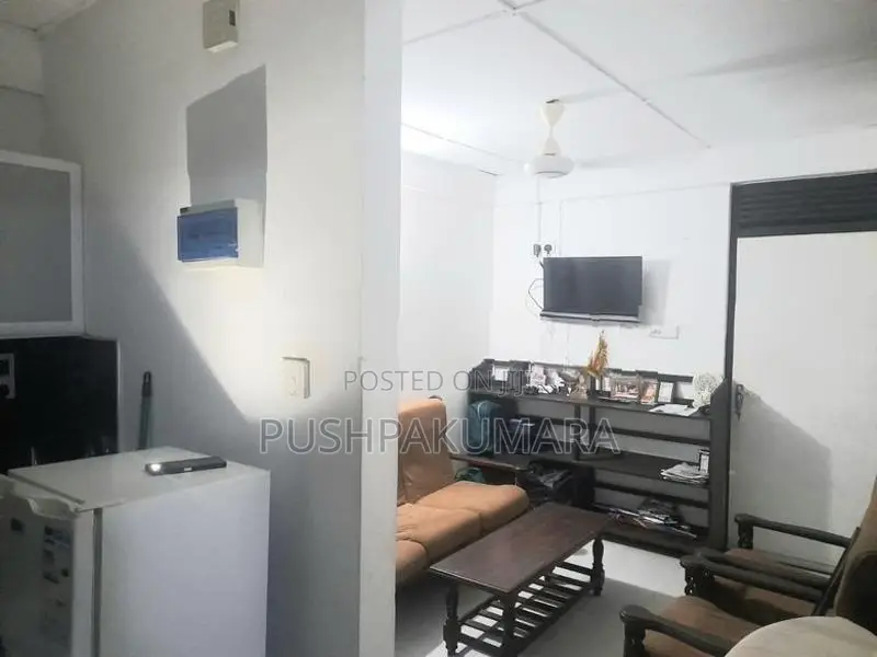 Apartment for Sale in Kotikawatta (file No 113 F)