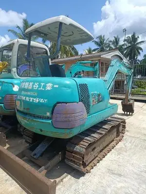 Komatsu PC 20-7 Excavator