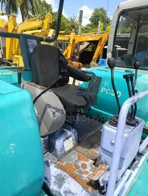 Komatsu PC 20-7 Excavator