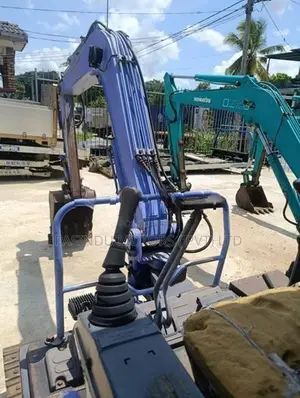 Mitsubishi MM30 Excavator