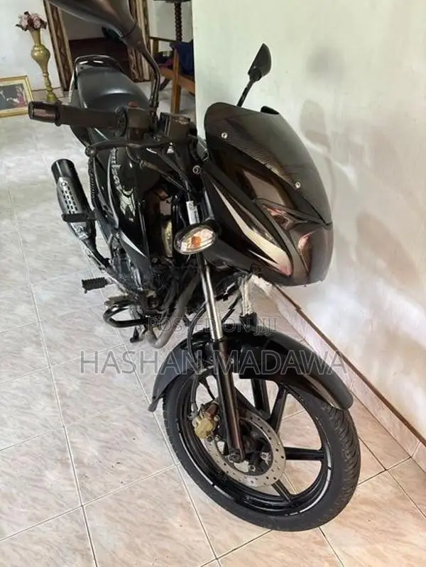 Bajaj Pulsar 150 2018