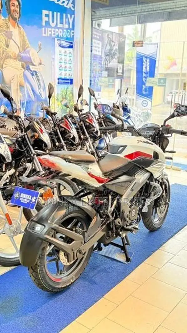 Bajaj Pulsar NS200 bs7 2026