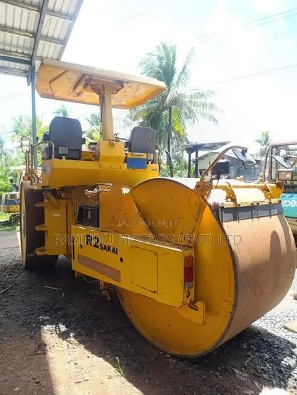 Sakai Roller R2N-AA