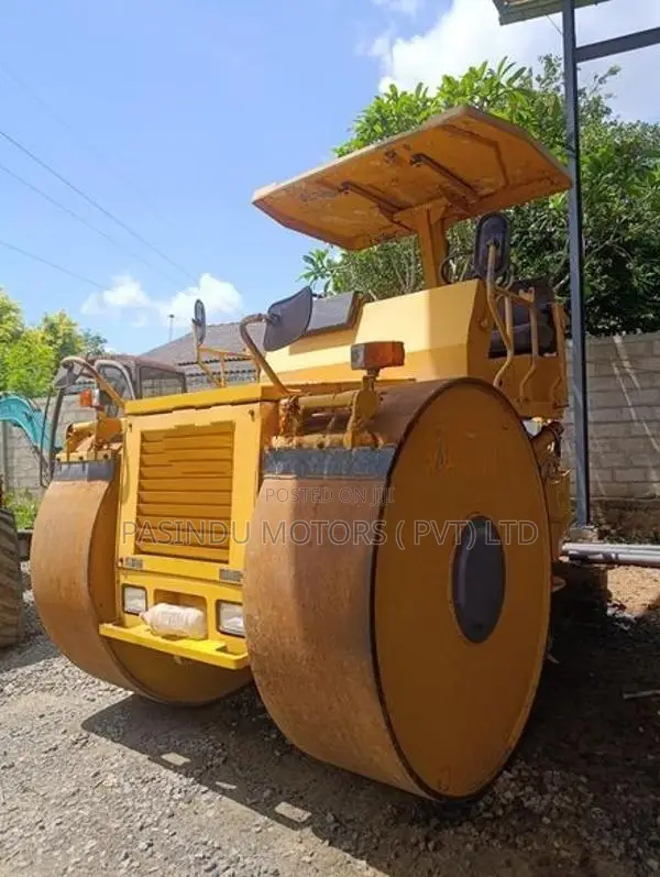 Sakai Roller R2N-AA