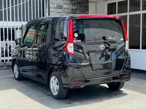 Toyota Roomy G 2023