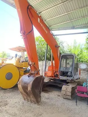 Hitachi 120-1EW Excavator