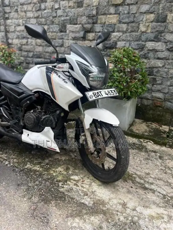 TVS Apache RTR 180 2014