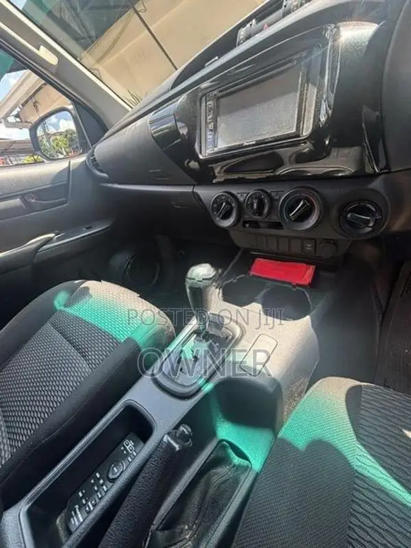 Toyota Hilux 2017