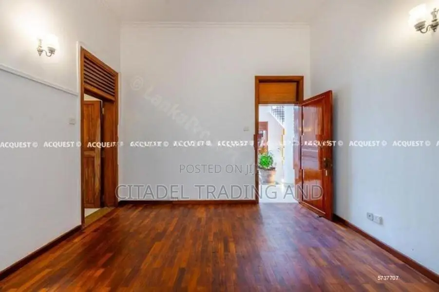 2 Story House For Sale In Baththaramulla - CH1772