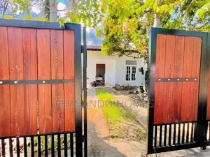 Good Conditions Daluwakotuwa House For Sale In Negombo