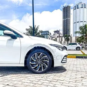 Volkswagen Golf eTSI 2023