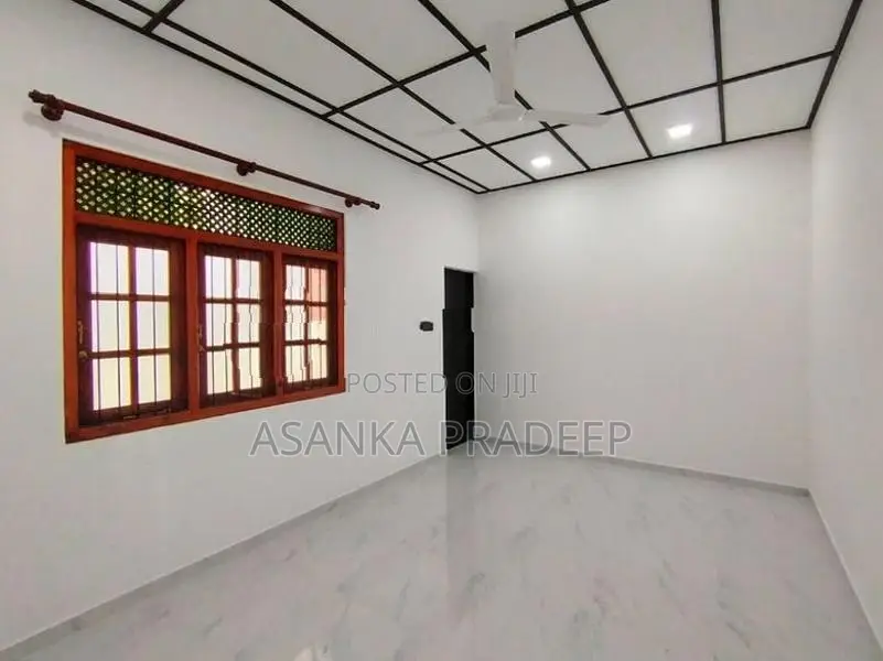 Single Storey House for Sale in Kottawa Polgasowita(yiko)