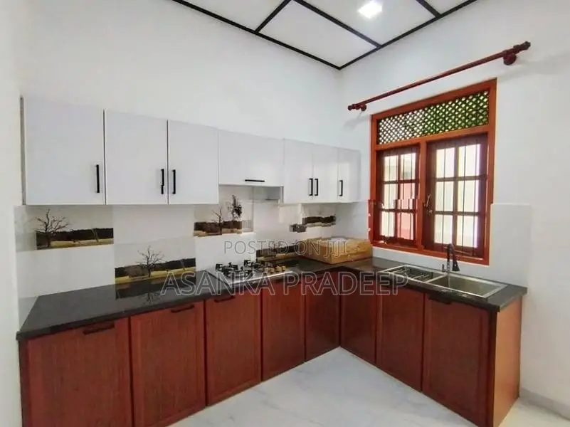Single Storey House for Sale in Kottawa Polgasowita(yiko)