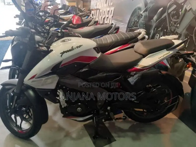 Bajaj Pulsar NS200 2026