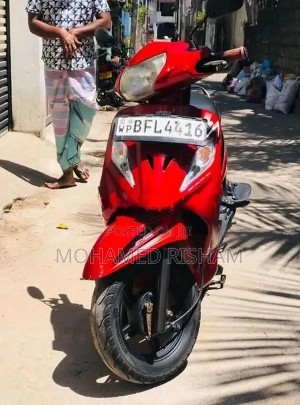 TVS Wego 110 2015