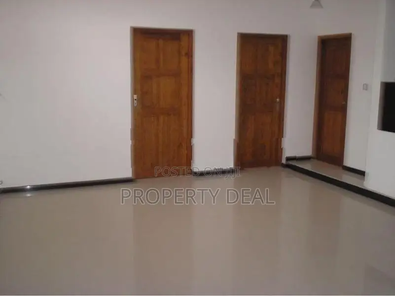 Apartment Complex for Rent in Colombo 05 - PDC10