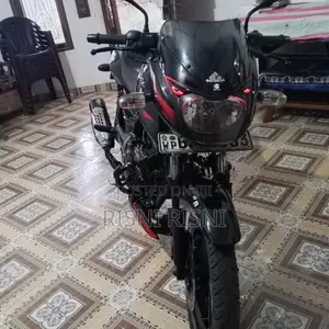 Bajaj Pulsar 150 2017