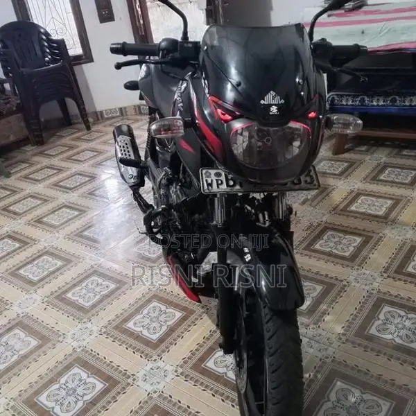Bajaj Pulsar 150 2017
