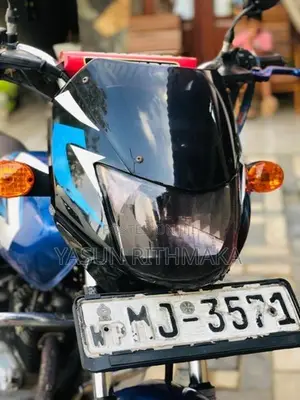 Bajaj CT100 2005