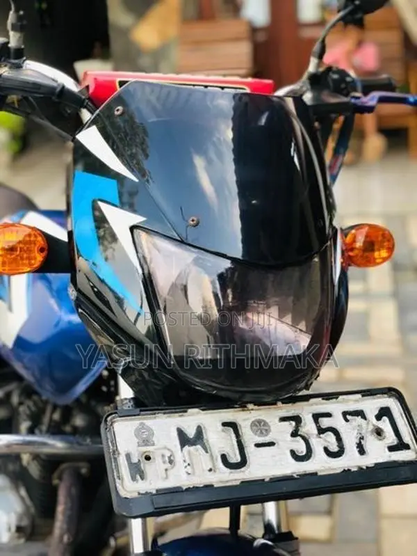 Bajaj CT100 2005
