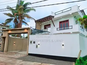 LUXURY HOUSE FOR SALE IN KOTTAWA SIDDAMULLA