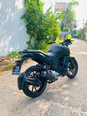 Yamaha Fzs V4 2025