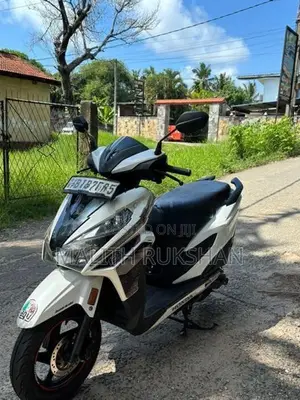 Honda Grazia 125 DX 2019