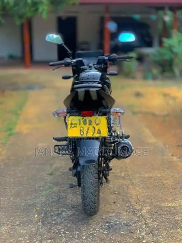 Bajaj Pulsar 150 2017