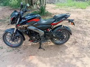 Bajaj Pulsar NS200 2025
