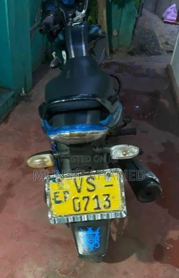Bajaj Discover 2010