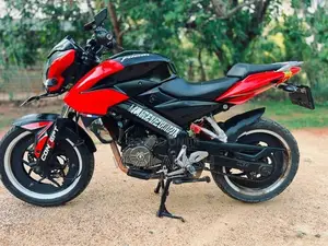 Bajaj Pulsar NS200 2015