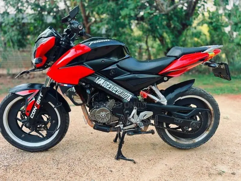 Bajaj Pulsar NS200 2015
