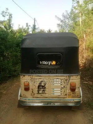 Bajaj RE 2003